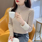 Gentle Line Single Row Small Gold Button Round Collar Knitted Vest Cardigan Woman Sleeveless Shoulder Vest Top HZ1208